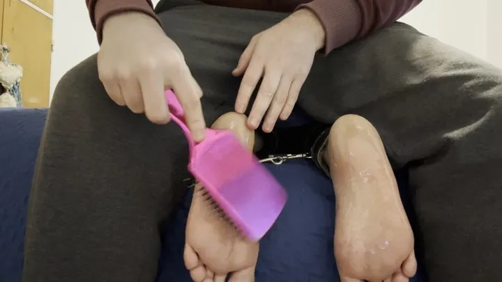 Atg - Foot Tickling on “No Ticklish” Argentine Girl - Fingers, Oil and Brush Challenge | Part 1 | HDR