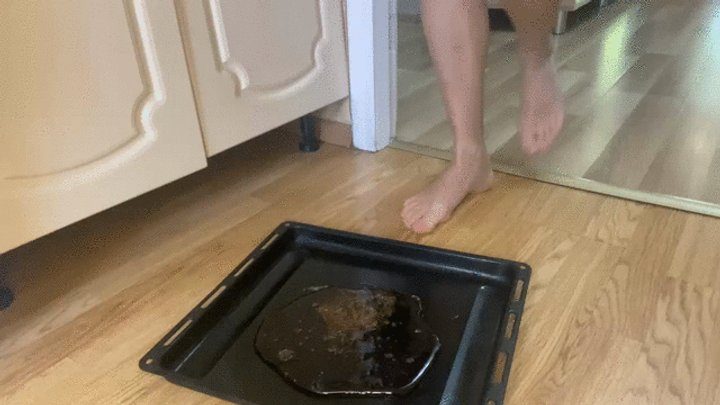 Miss Brunette - stuck in a pan of glue in the kitchen