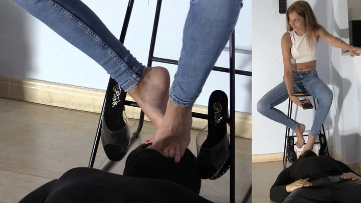 Wicked Latin Goddess - UNDER MY HEELS: Smelling my High Heels, Licking, Worshipping the Sweaty Soles of my Foot