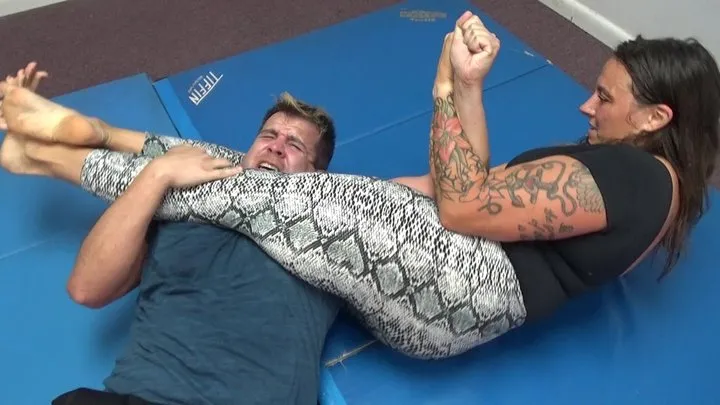 Grappling Girls In Action - GGStrongWoman46
