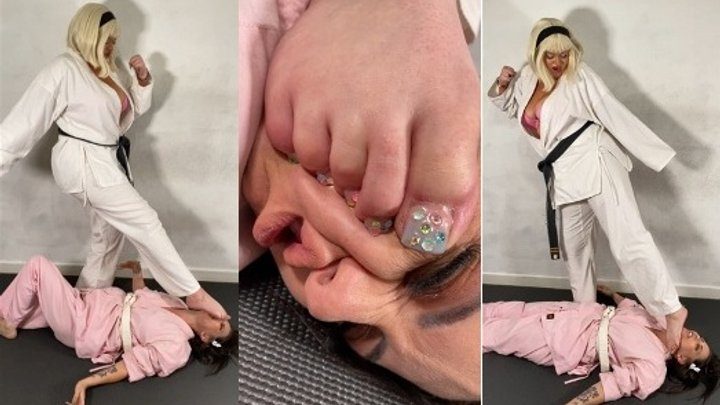 Foot Mode Girl Girl Foot Worship - KIYA POWER 3: Penny Pounded!