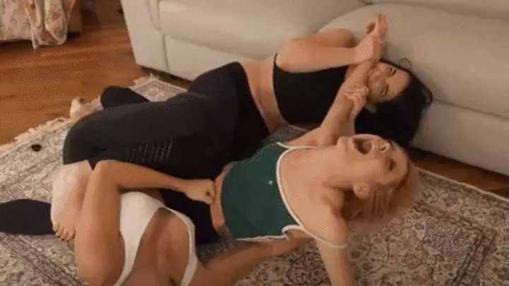 Fetish 4 Mobile - Eve, Stella e Alba, nulla per cui sperare - Eve, Stella and Alba, nothing to hope for ( FEMALE WRESTILING ) ( WMV - MOBILE VERSION )