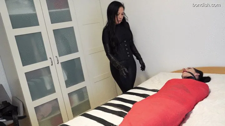 Bondish - PAULA AND MIRA: EDGING MUMMIFIED AND SHOEGAGGED