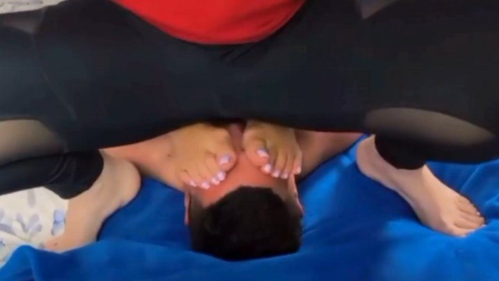Louise Marcada - Feet Face sintting with Louise and Lady Syl Nifty - (720 EN SUB) - Face Sitting - Feet Fetish - Ass Fetish - C4SFeet26