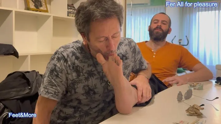 Fer All For Pleasure - Alpha Macho turns Fer into his body cleaner - feet and cock