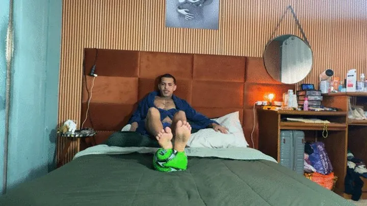 Diversity Domination - Jack Harris's Feet Clip 2
