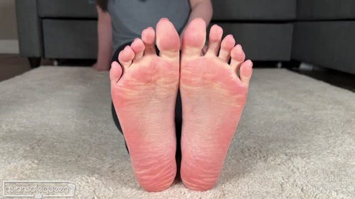 Asiansolequeen - Submit to My Soles Part 2