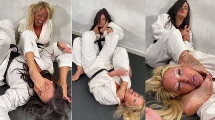 Foot Mode Girl Fights - Black Belt RIvals
