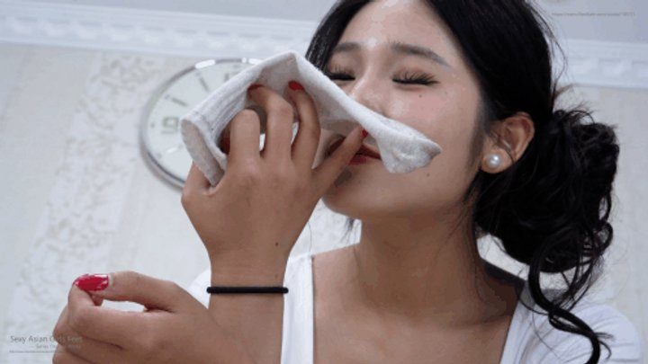 Sexy Asian Girls Feet - Pretty cute Asian girl Tangtang shows off her sexy 36EU feet57 HD