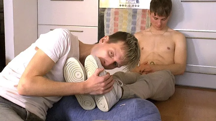 Male Foot Video - Football Star Raul: The Ultimate Foot Worship Ritual