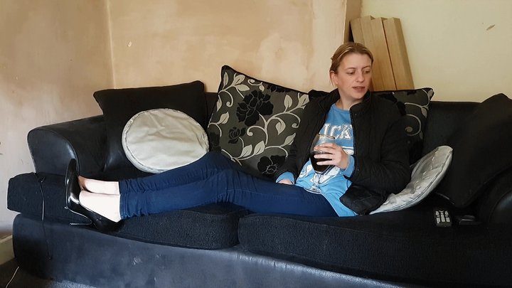 C H E L S E A - Chelsea's Foot Slave