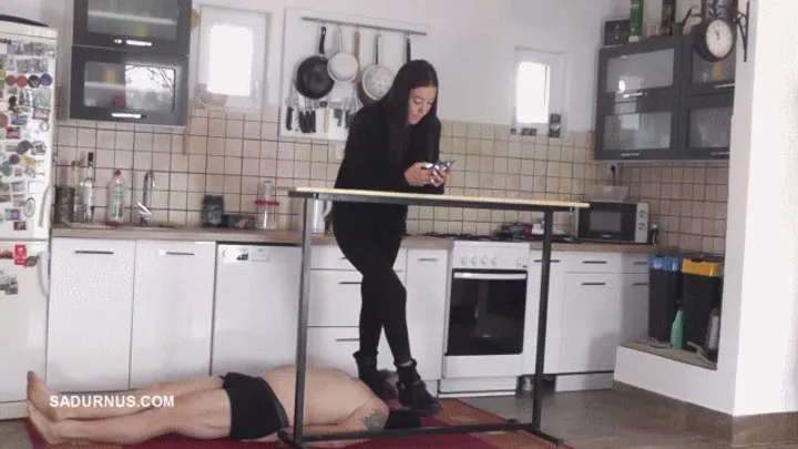 Sadurnus - Mistress Natasa loves to touch her phone A mp4