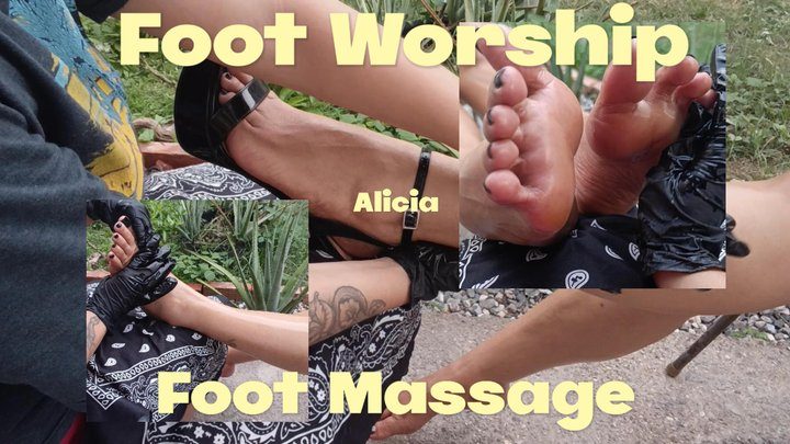 Goddess Foot Fetish - Foot Worship and Goddess Foot Massage (2)