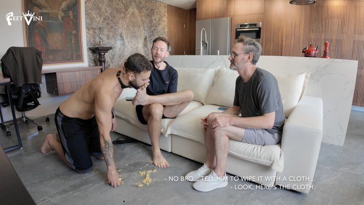 Feet Vini - My friend discovers my real life with a slave EP 4 Feeding the pig - Feet Vini foot size 15