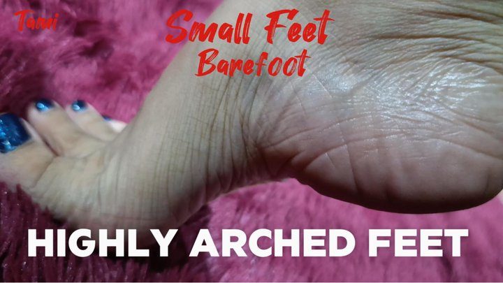 Goddess Foot Fetish - Don't be distracted by anything other than my pronounced arches (4)