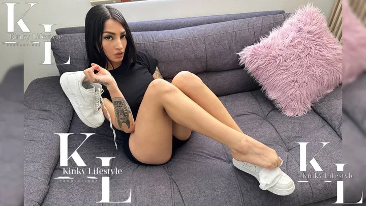 Kinky Lifestyle Pals - Mara's Outfit & Tattoos Showcase: Black Tshirt, Black Shorts, White Socks & AirF1's (Tattoo Fetish, Foot Fetish, POV, Spanish Lang, English Sub)