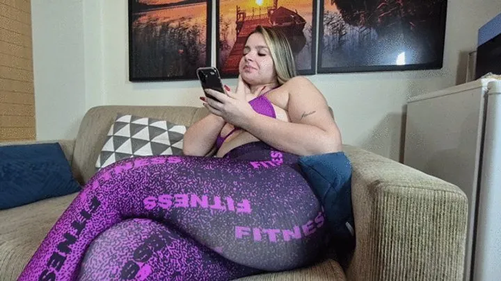 Fetish Factory Brazil Foot Fetish - Getting Nauseous from its Bad Smell - By Cindy Lopes - Full Clip