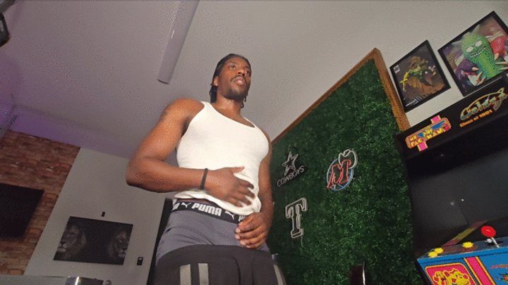 Tyrollandfarts - black man flexing uncontrollable burping and farting