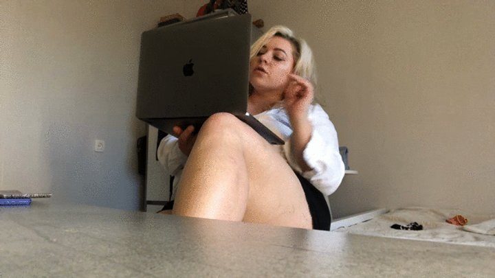Redpepinofootfetish - Relax and cum for my feet!