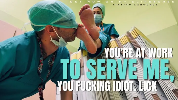 Kinkamiquesto - ANA - You're at work to serve me, you fucking idiot, lick. (REAL) [ITA] Mobile Version