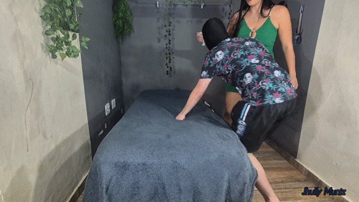 Jhully Muniz - Receive your punishment for your bad behavior. - FULL