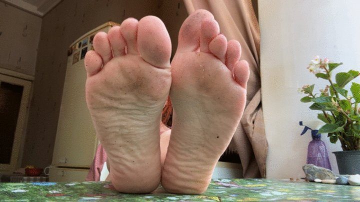 Kathrynnegoddessfeet - Dirty soles