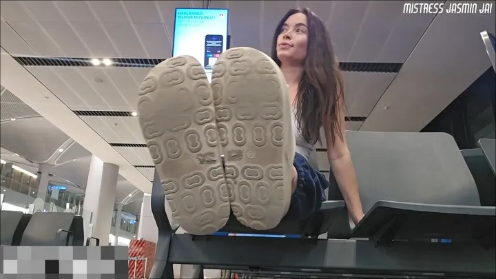 Atlanta Fetish Model Jasmin Jai - Dirty Airport Foot Goddess: Sandal Worship & Toenail Teasing