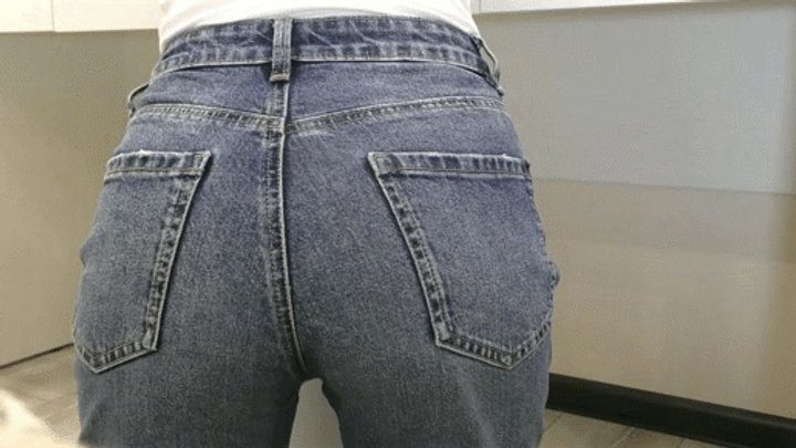 Walhalla Street - Imagine this denim ass swaying on your face MP4 HD 720p