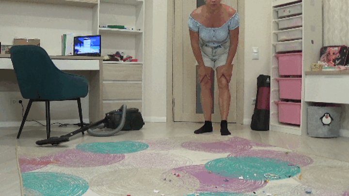 Sexy Milfa - Vacuum up trash and dirty socks c