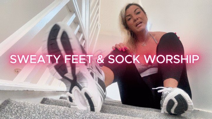 Miss Amy Samuels - Sweaty Feet & Sock Worship