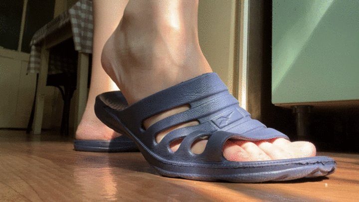 Kathrynnegoddessfeet - Feet and slippers