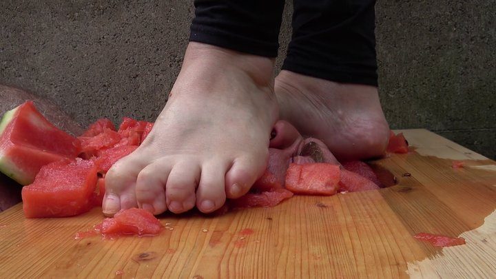 Foot Domina Jane - Crushing a Watermelon on a Slave´s Face