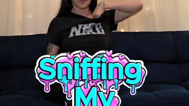 Goddess Lizzie - Caution! Smelling My foul socks